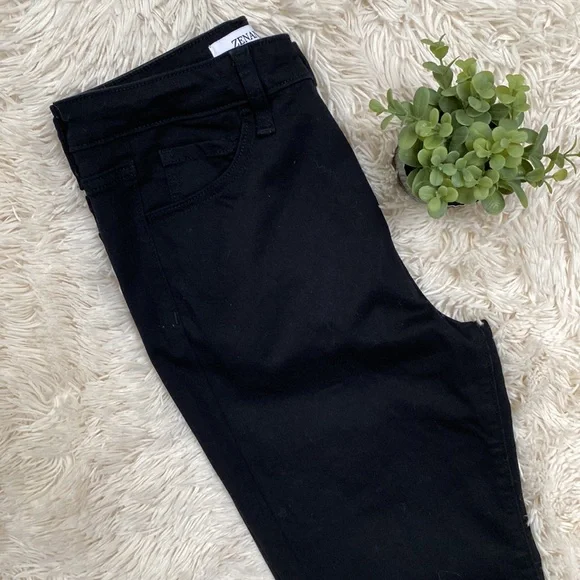 Zenana Flare Stretch Jeans ๐ Black - Picture 5 of 12